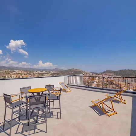 Apartment Cubo's Urban Sky Deluxe 14 *